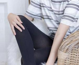 BoBoSocks袜啵啵 – 小甜豆写真：薄肉丝和脚尖微加固，最夹心的表演自带甜味哦！