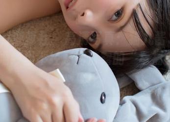 BoLoli菠萝社 – 高清写真：猫九酱Sakura在婚纱里不经意间流露的“幸福”表情，嗯？