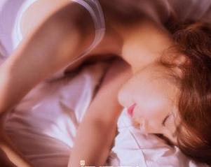 GIRLT果团网 – 最新制服合集，通灵儿的更新让人意想不到。