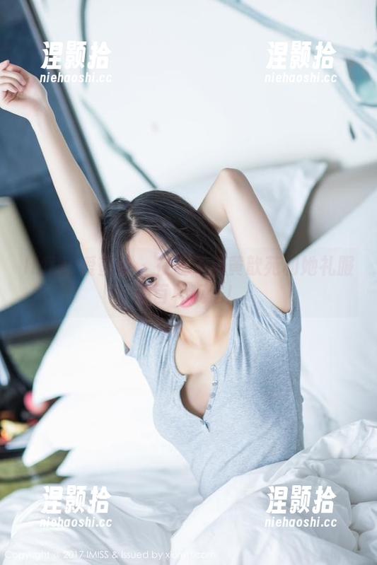 IMiss爱蜜社 - 在线了解黄歆苑和她礼服的百种玩法！