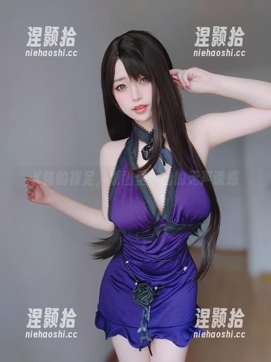K酱的裸足，原图里透出的无声诱惑