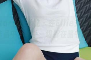 MFStar模范学院 – 在Ellie艾栗栗的丝袜作品中，似乎一切都在暗中窥视。