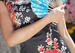 MyGirl美媛馆 – 唐琪儿il私拍，云端的倩影，一身空姐范儿就问你怕不怕？