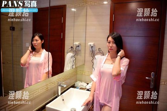 PANS写真-cici PANS写真 - 当Cici化身秘书,随意而又优雅的写真分享值得一看。