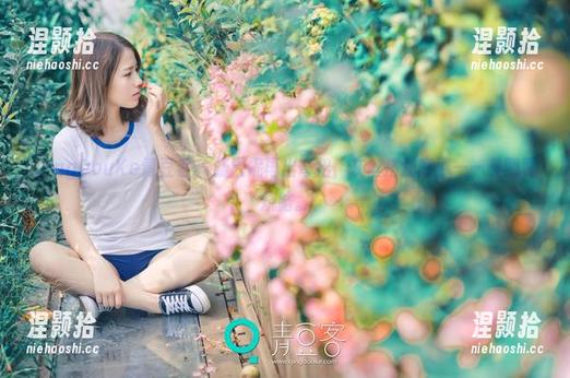 QingDouKe青豆客 - 杨漫妮再出奇招，灰丝搭配高清——美图真烧脑。