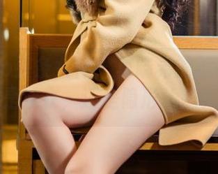 TouTiao头条女神 – 莫晓希的泳衣全套：是泳衣，还是隐形斗篷？