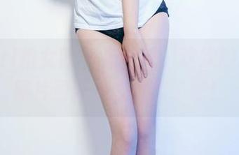 TuiGirl推女郎 – 冯雨芝，这次的连体衣照片更新也太会撩了吧！