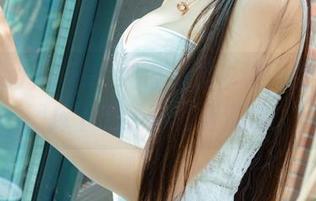 UGirls尤果网 – 纯白不是单纯，张雪馨的图库下载策略值得深思！