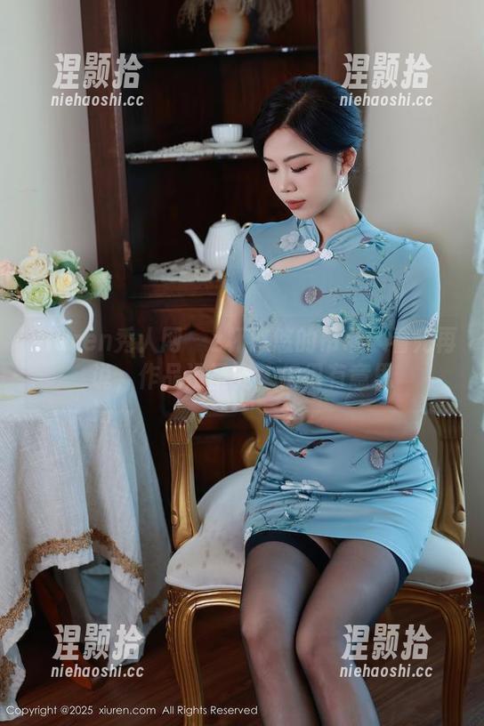 Xiuren秀人网-z杯悠悠 Xiuren秀人网 - z杯悠悠的吊带:看完再说,作品没圣光,但很有意思