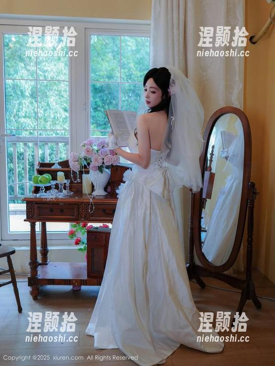 Xiuren秀人网-可乐Vicky Xiuren秀人网 - 可乐Vicky的双马尾照片,让所有发型都显得弱爆了!