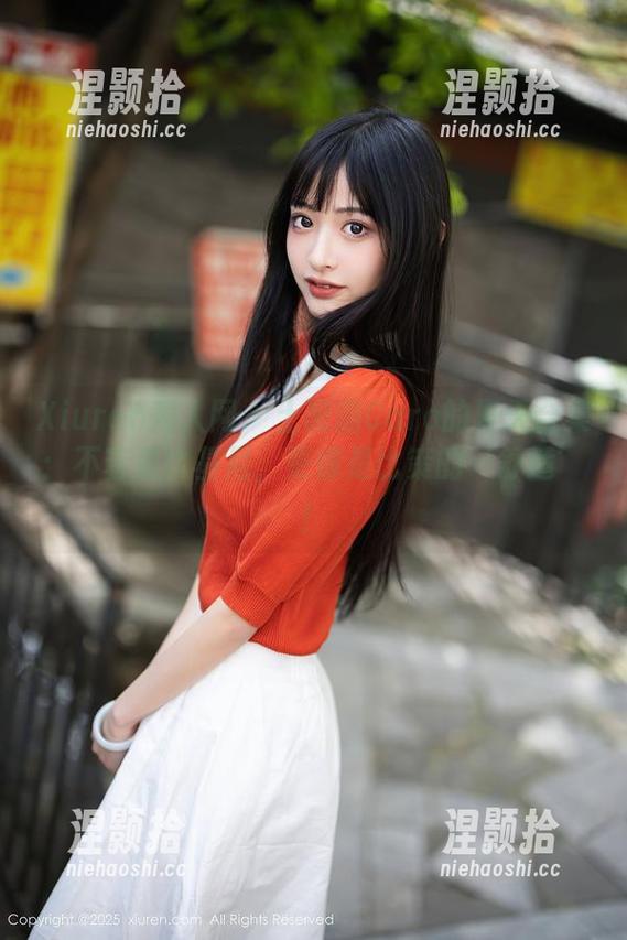Xiuren秀人网 - 土肥圆Caro的夏天合集：不若是比基尼，更像是比策的‘舒适’！