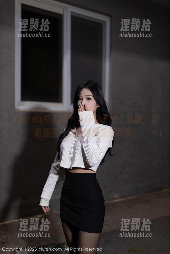Xiuren秀人网-坏兔子 Xiuren秀人网 - 当坏兔子披上礼服,友情提醒:别被她的裙摆绊倒!
