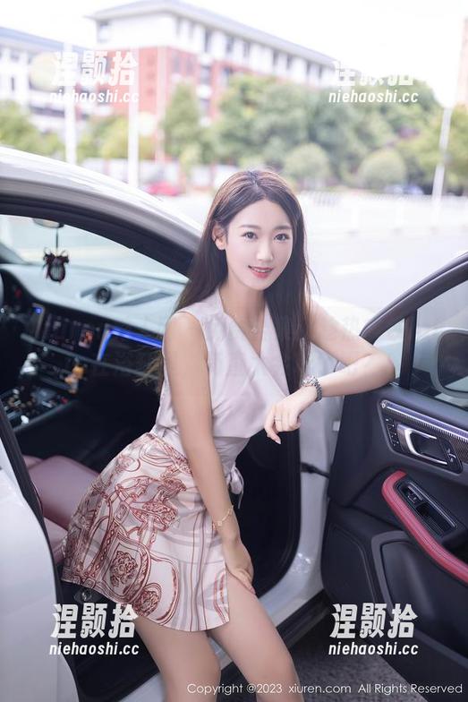 Xiuren秀人网 - 免费合集：趁热拿铁latte在浴缸里，简直太会玩了吧？！