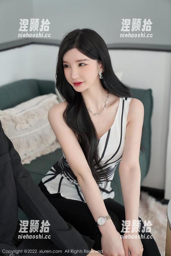 Xiuren秀人网-陶喜乐 Xiuren秀人网 - 陶喜乐的女王范儿,写真随手一拍就是壁纸