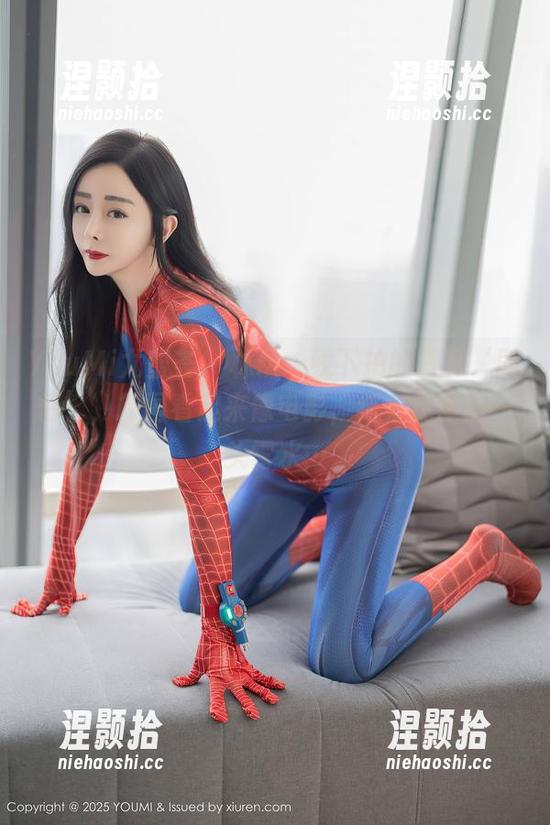 YouMi尤蜜荟 - 林幼一线下拍的写真‘剧情’，原图看起来像电影，结果我却是一头雾水…