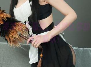 丽柜 – 凌凌女王私拍，果然比你的午餐更吸引眼球！
