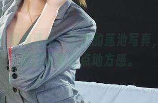 丽柜 – 绵绵清丝，蕊蕊的莲池写真，让我连呼吸都有点地方感。