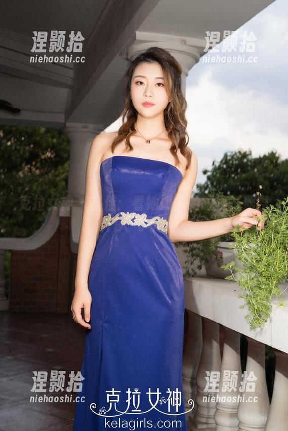 克拉女神 - 吕佳：看她如何用眼镜征服整个人气写真！