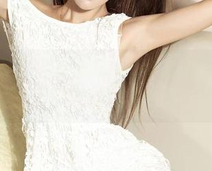 克拉女神 – 雅楠的双马尾私房照片，今天咱们来一场小小的发型party吧！