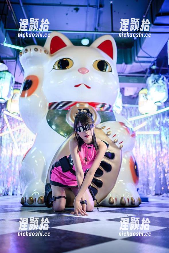 当周叽是可爱兔兔遇上海边JK，壁纸和原图齐飞，你敢不敢把它设成手机背景？