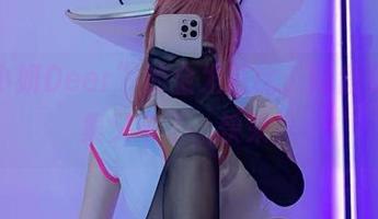 “啾小妍Deer”的金发芭比，网盘更新合集又来了，快来！
