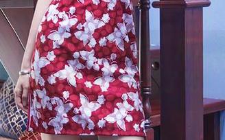 头条女神 – 校服图包来啦，月音瞳轻松驾驭校园气息，太赞了吧！