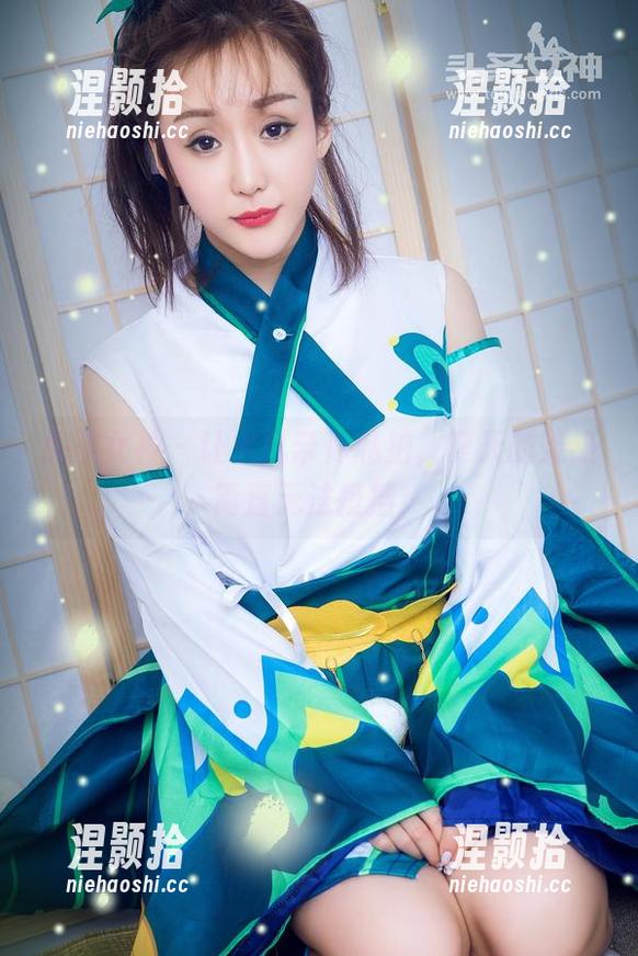 头条女神-火儿 头条女神 - 让火儿带你私拍,夏天的炎热简直无法抵挡!