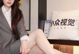 小众视觉 – 小苹果的厨房戏法：私拍套图让我嘴馋不停！