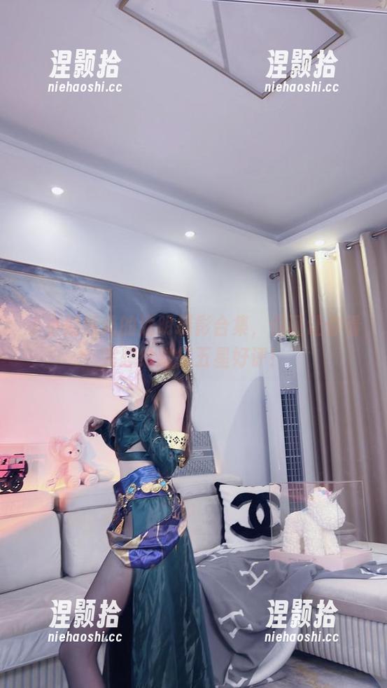 小小奶瓶儿 小小奶瓶儿的透明摄影合集,保证让你看完想给她打五星好评!