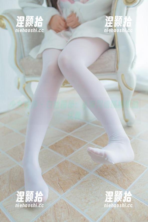 少女秩序-小葵 少女秩序 - 白丝图册:小葵用细腻编织的优雅