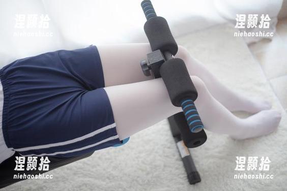 少女秩序 少女秩序的天台私拍——当JK制服遇到云霄