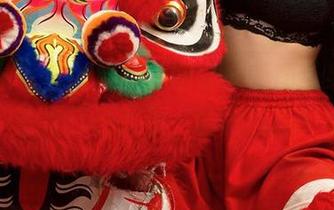 尤果网 – 当心仪遇上眼镜，美图上线，无圣光打光效果，谁能抗拒？