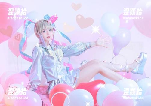 尤猫醒醒ovo 粉得不行!尤猫醒醒ovo的美图更新有种奇特的“吃手心”快乐感。