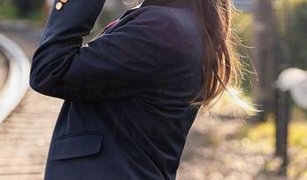 尤蜜荟 – 土肥圆矮挫穷在夏日图集中就像被太阳照得很快乐，快来下载吧，带上点儿热量！