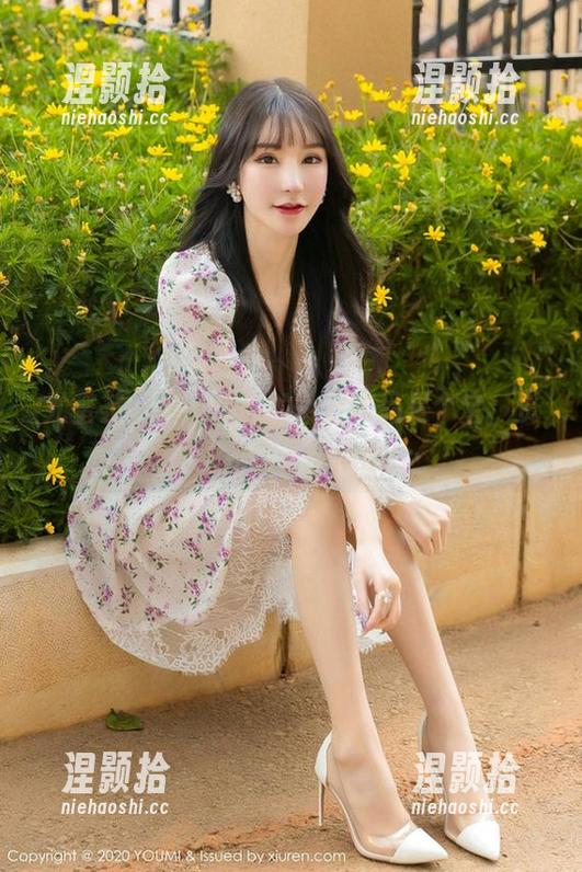 尤蜜荟 - 是小逗逗的女友作品是个宝，资源也如金子般闪耀！