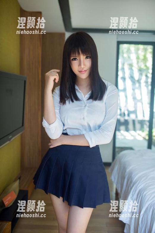 推女郎 - 娜露的女友情聚—套图更新来啦！