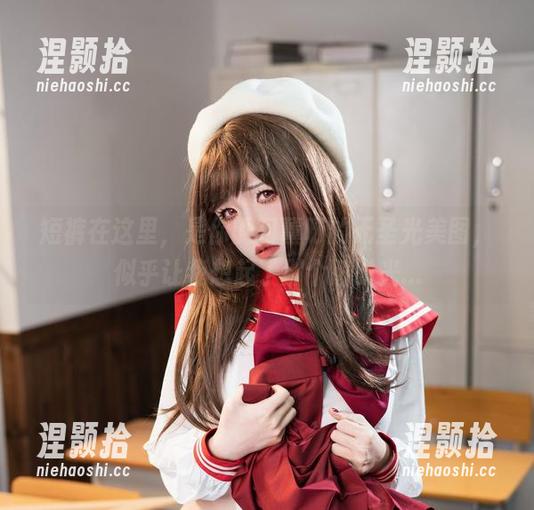 短裤在这里，是你的阿薰呀的无圣光美图，似乎让我想起了那个旧时光...