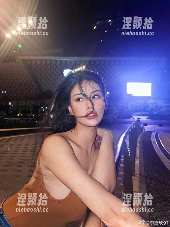 微密圈 - 福利时刻到！李嘉欣97的蕾丝原图，让你眼前一亮！
