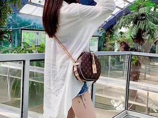 微密圈 – 戏弄学霸气质：林子琳喵的校服套图