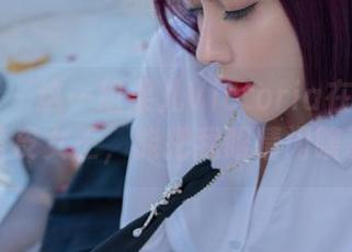 微密圈 – 这一组果儿Victoria在线合集：漆皮女王，能把我眼睛闪瞎了。