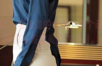 模范学院 – 宅兔兔的红裙，像个谜，等待着你去发掘美图的精髓。