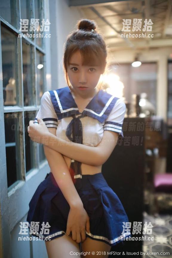 模范学院-柳侑绮Sevenbaby 模范学院 - 一口气就刷完柳侑绮Sevenbaby的教室图包,带点儿校园清新的气息,想起早晨迟到的日子…好苦啊!