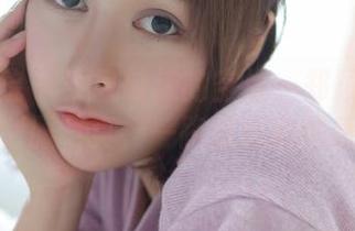 模范学院 – 乘风破浪的空姐—郑颖姗的空乘制服写真，一路航行的性感！