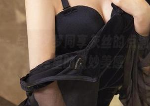 爱尤物 – 与俞夕梦同享灰丝的点滴，高清图库里的微妙美感