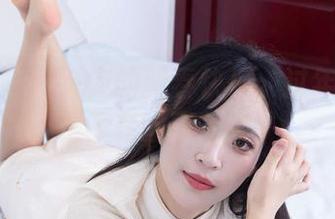 物恋传媒 – 岚岚的新春快乐：过年的福利是不是该再多点？