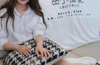 甜予摄影 – 齐齐的私拍配方：短白棉袜没有调料