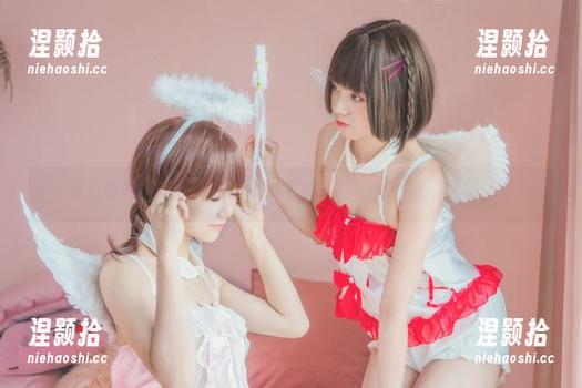 穿上黑丝，换个心情，白金Saki的制服精选写真集来了