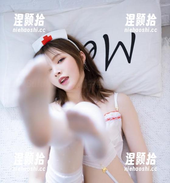 白露Bululu的在线奶牛合集，吃草也要时尚！