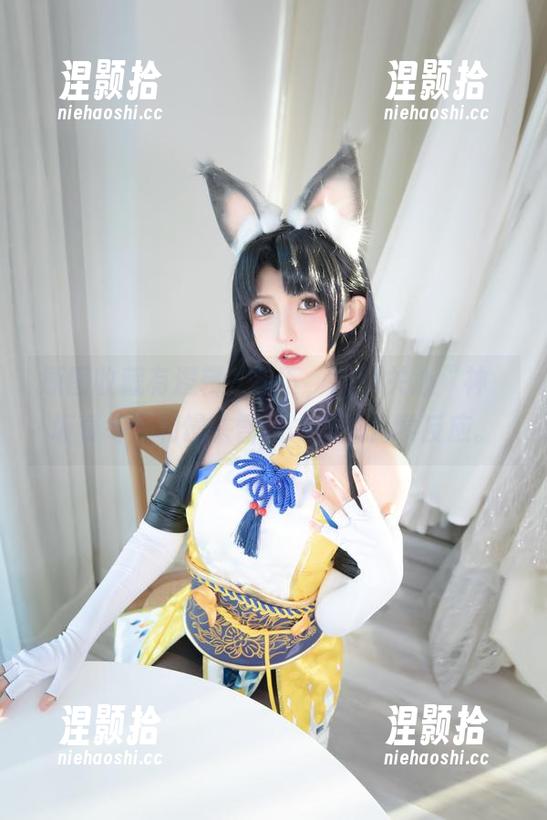 原图收藏有逻辑？等下，我只关心“神楽坂真冬”和馒头雪糕之间的化学反应。