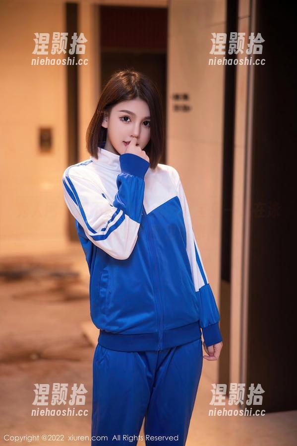 秀人网-summer宝宝 秀人网 - 想不想和summer宝宝一起在泳池里晃荡?图包帮你!